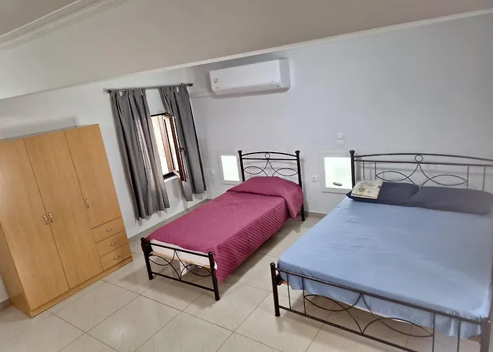 New Panorama Studios And Apartments